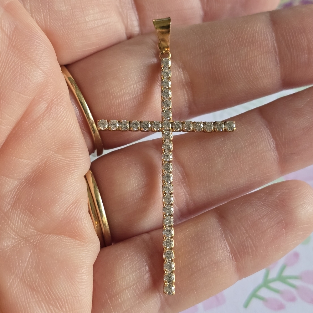 Cross pendant gold tone clear rhinestones religious christian jewelry - Picture 3 of 11